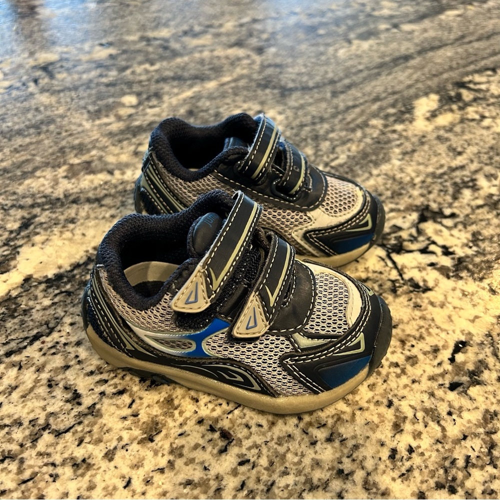 Jumping Jack Perfection Baby Boy Walking Shoe Size 4W